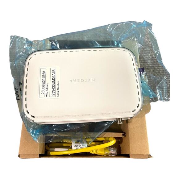 NETGEAR CMD31T-100NAS 153.6 Mbps - Picture 2 of 4